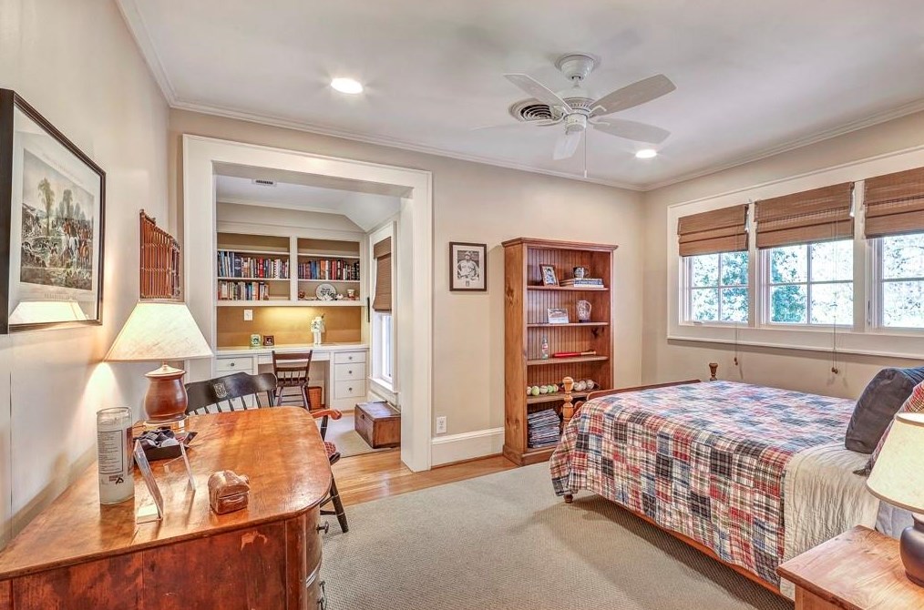 50 Woodcrest Ave, Atlanta GA  30309-1525 exterior