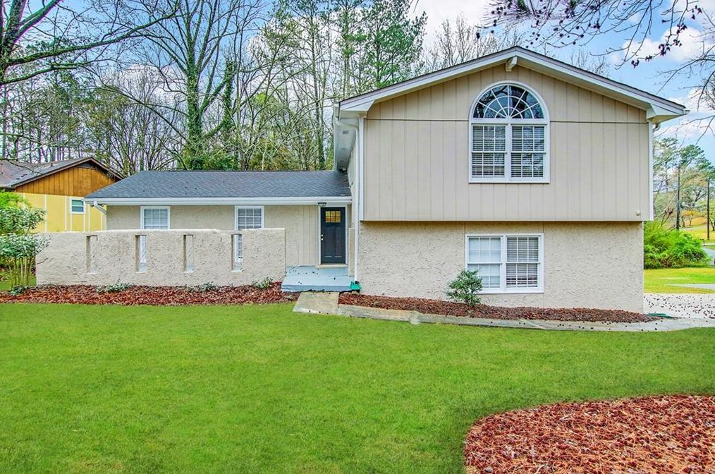 3276 Marlanta Dr, Marietta, GA 30062
