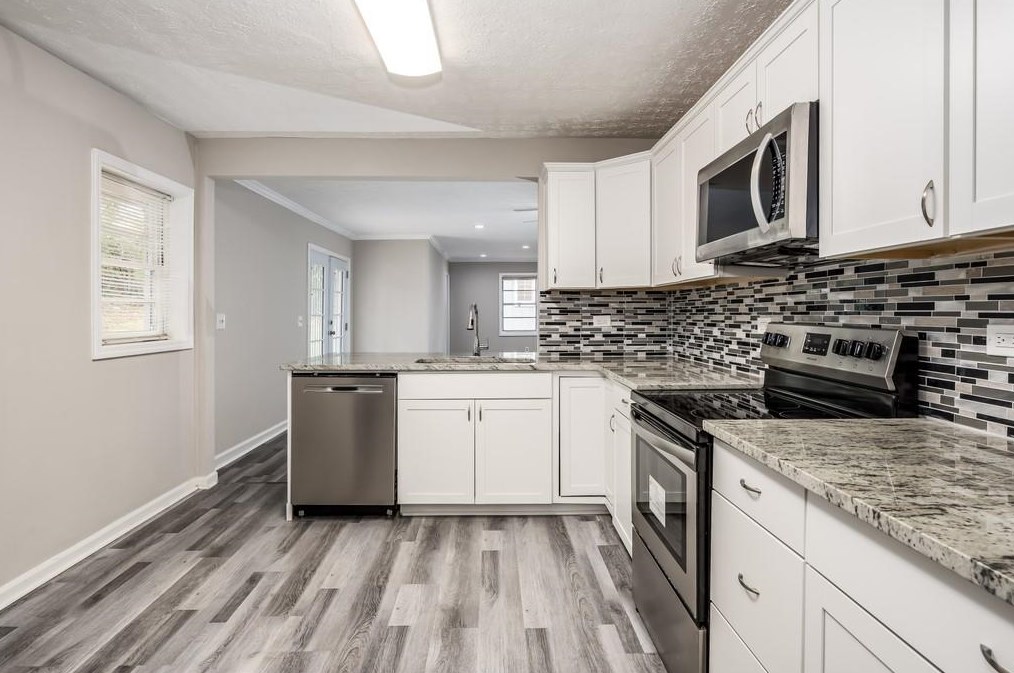 4218 Lamar St, Decatur GA  30035-1437 exterior