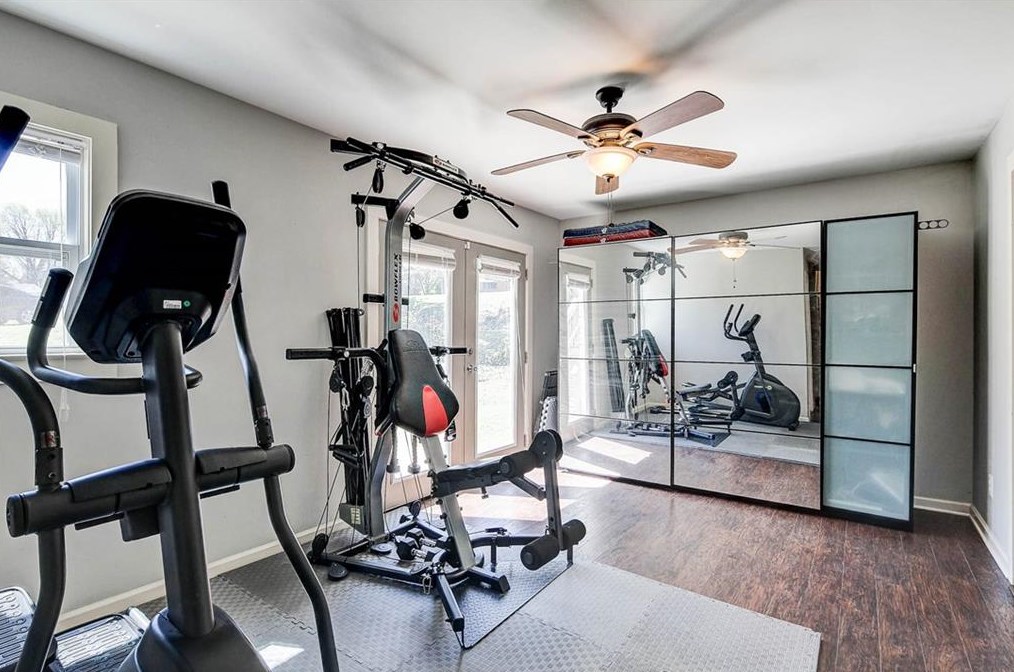 2761 Zane Grey Dr, Atlanta GA  30316-4318 exterior