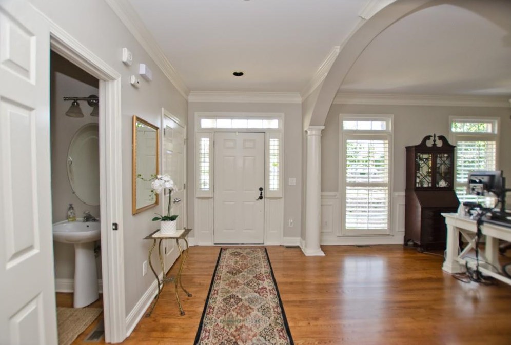 1456 Sylvan Cir, Atlanta, GA 30319-3424