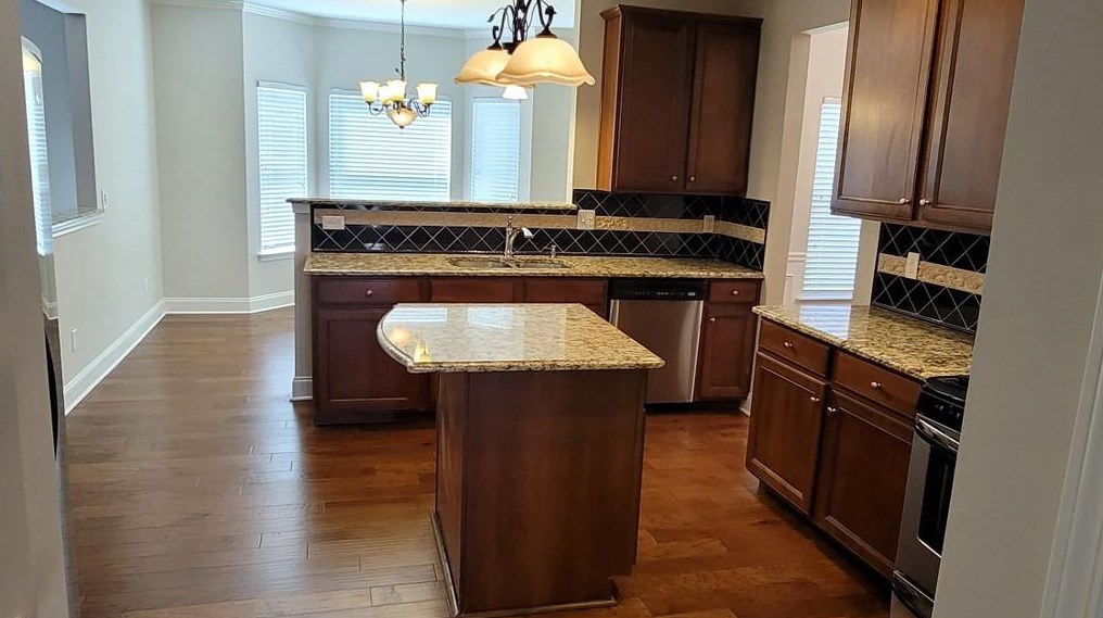 1270 Wondering Way, Suwanee, GA 30024