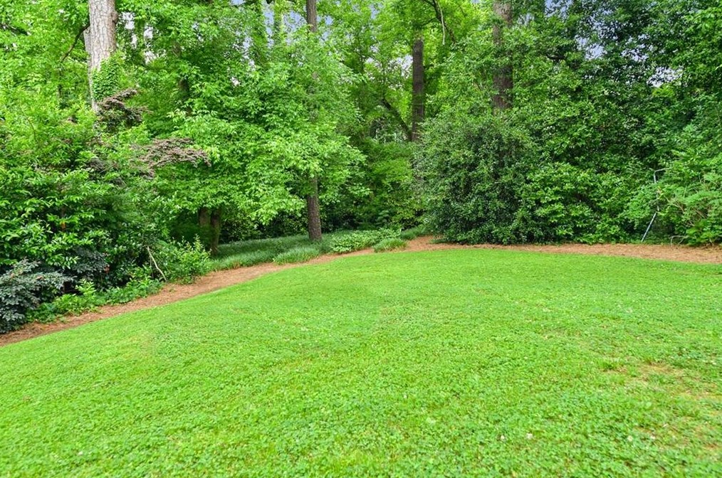 997 Wadsworth Dr, Atlanta GA  30318-1653 exterior