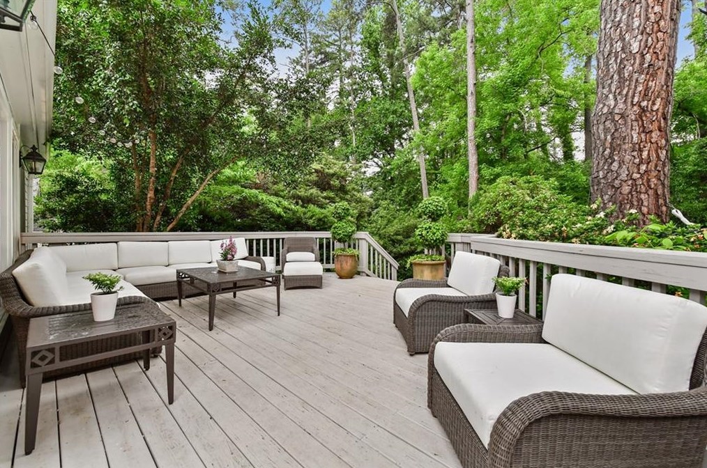 997 Wadsworth Dr, Atlanta GA  30318-1653 exterior