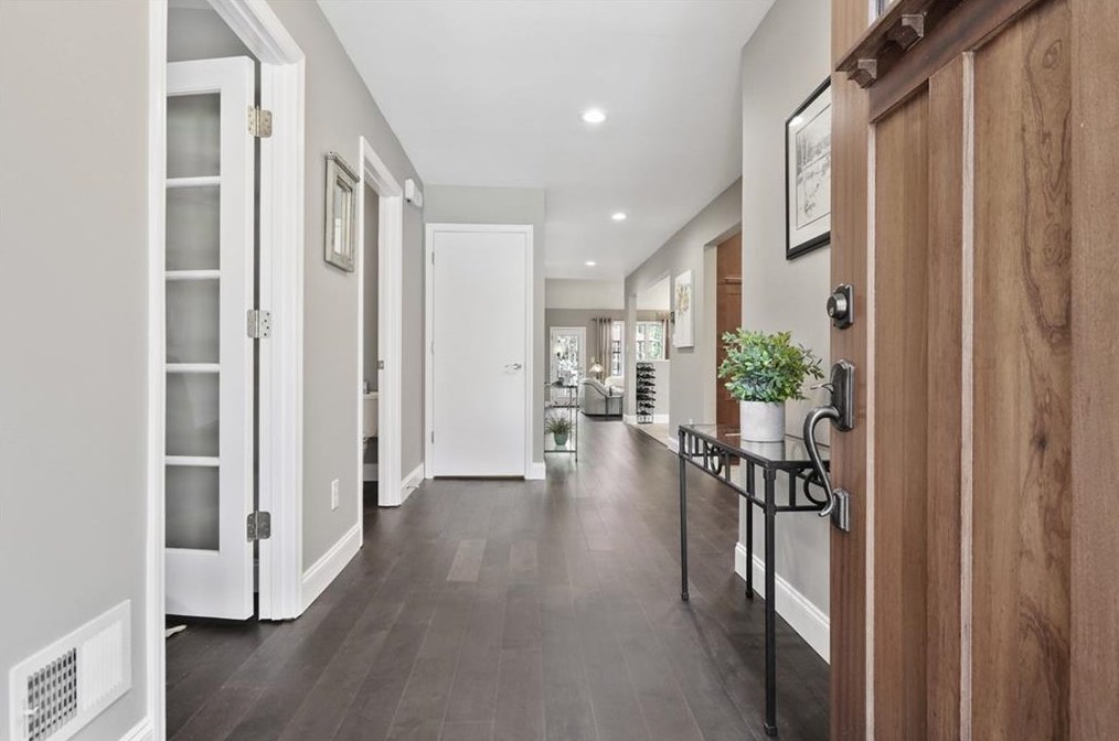 310 Colony Cv, Alpharetta, GA 30022-5403