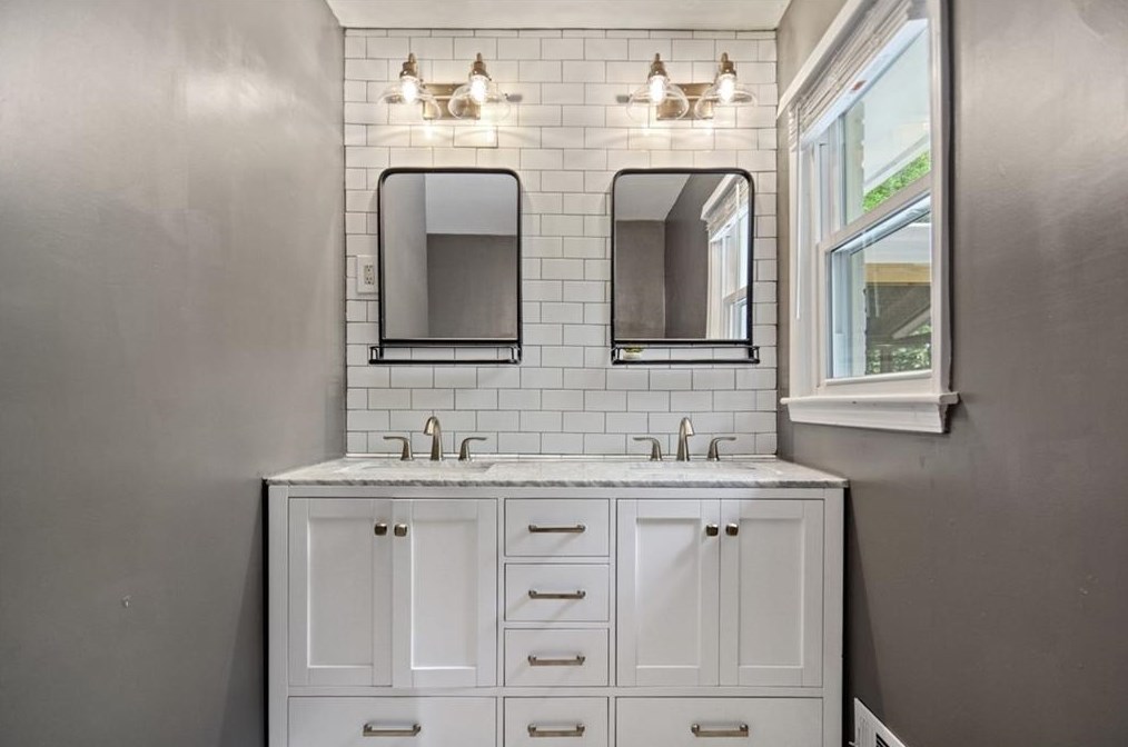 871 Gaylemont Cir, Decatur GA  30033-4809 exterior