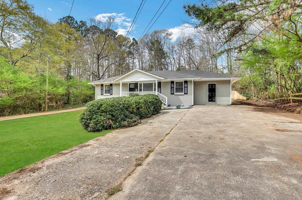 469 Stephenson Rd, Stone Mountain, GA 30087