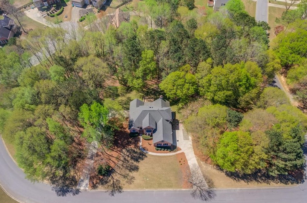 1365 Pond Springs Trace, Lilburn, GA 30047