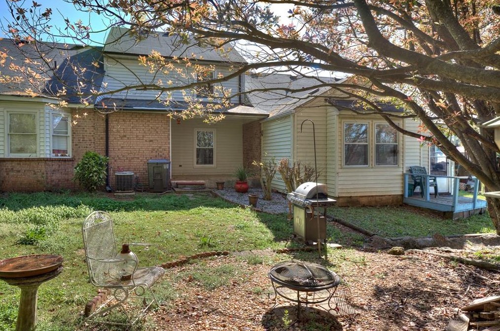 29 Brookside Ct, Euharlee, GA 30120-3910