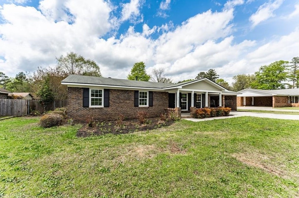 5761 Sorrell Dr, Macon, GA 31216-6249