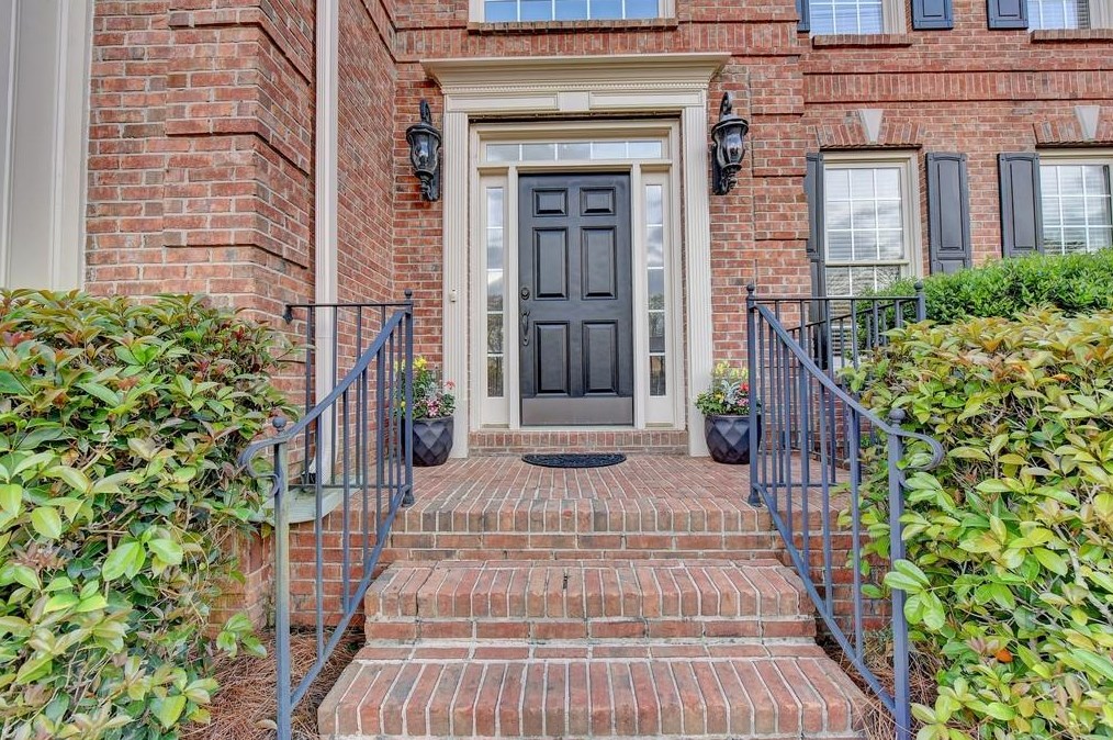 3340 Sugar Valley Trl, Alpharetta, GA 30022-4782