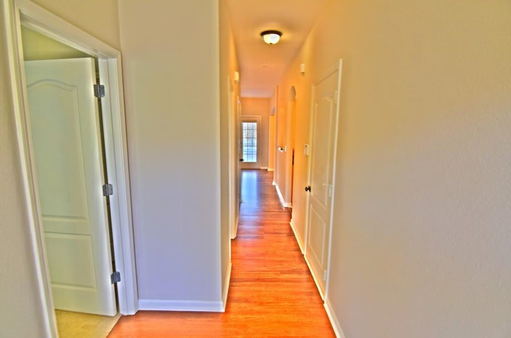 6893 Grand Hickory Dr, Braselton, GA 30517