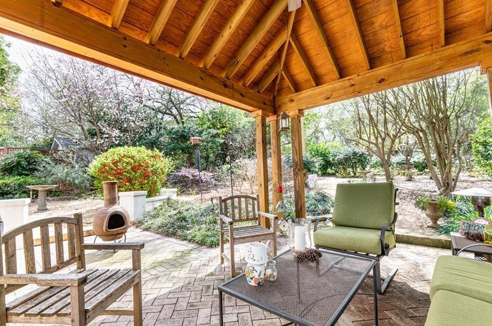 1853 Westminster Way, Atlanta GA  30307-1134 exterior