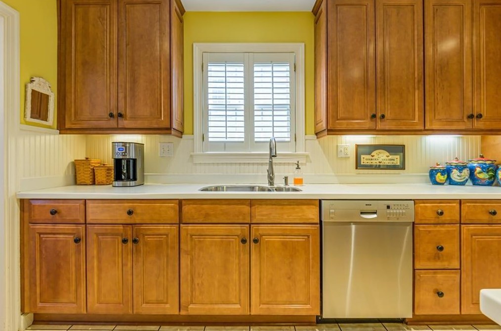 1853 Westminster Way, Atlanta GA  30307-1134 exterior