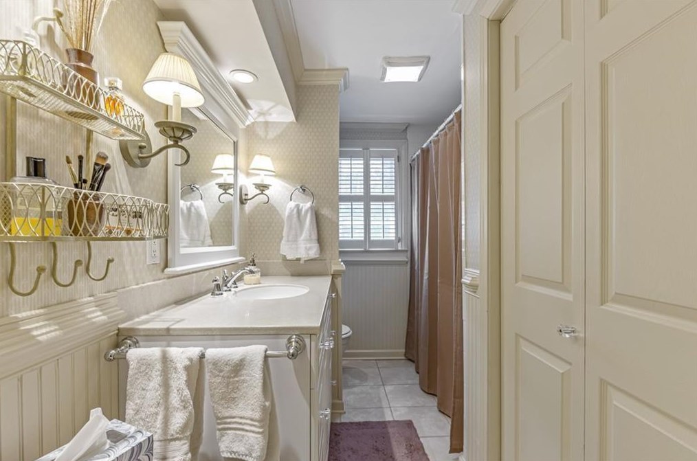 1853 Westminster Way, Atlanta GA  30307-1134 exterior