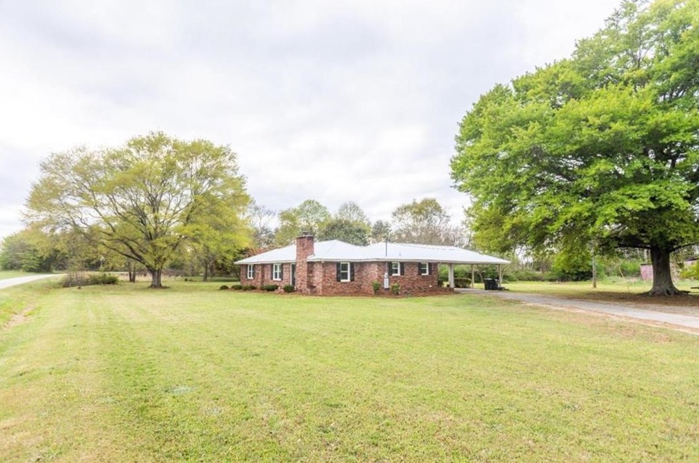 1501 N Cherokee Rd, Social Circle, GA 30025