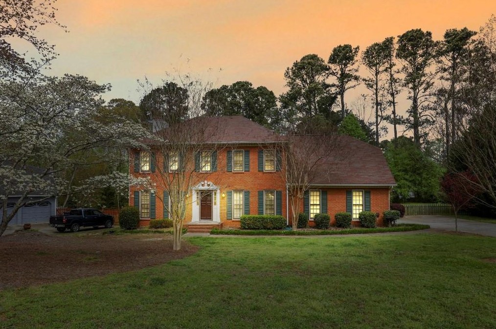 4363 Burnleigh Chase, Roswell, GA 30075-1935