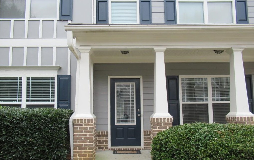 4236 Suwanee Brook Ct, Buford, GA 30518