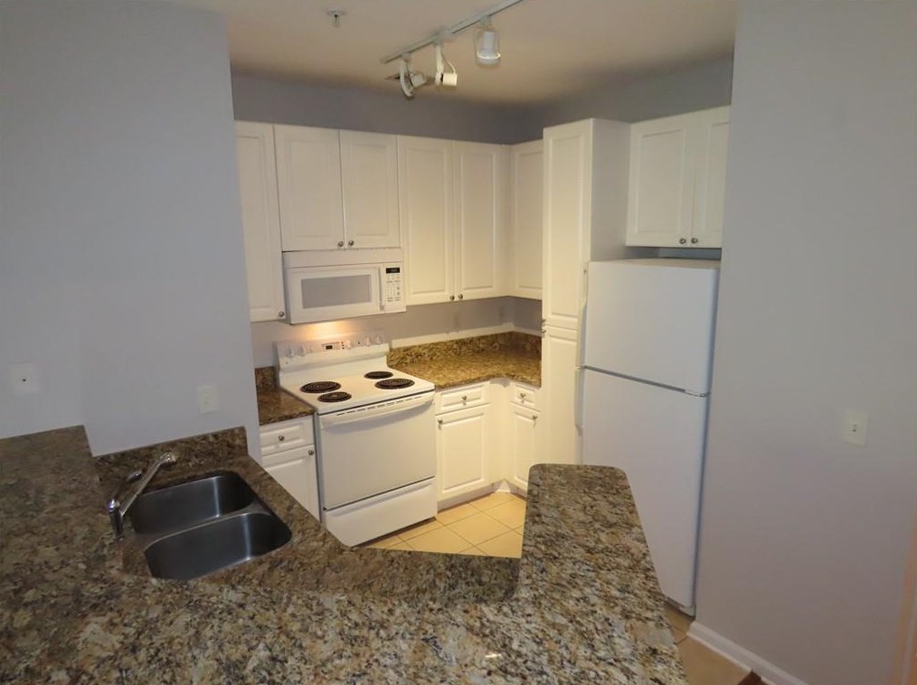 10 Perimeter Summit Blvd Ne Apt 1303, Atlanta, GA 30319