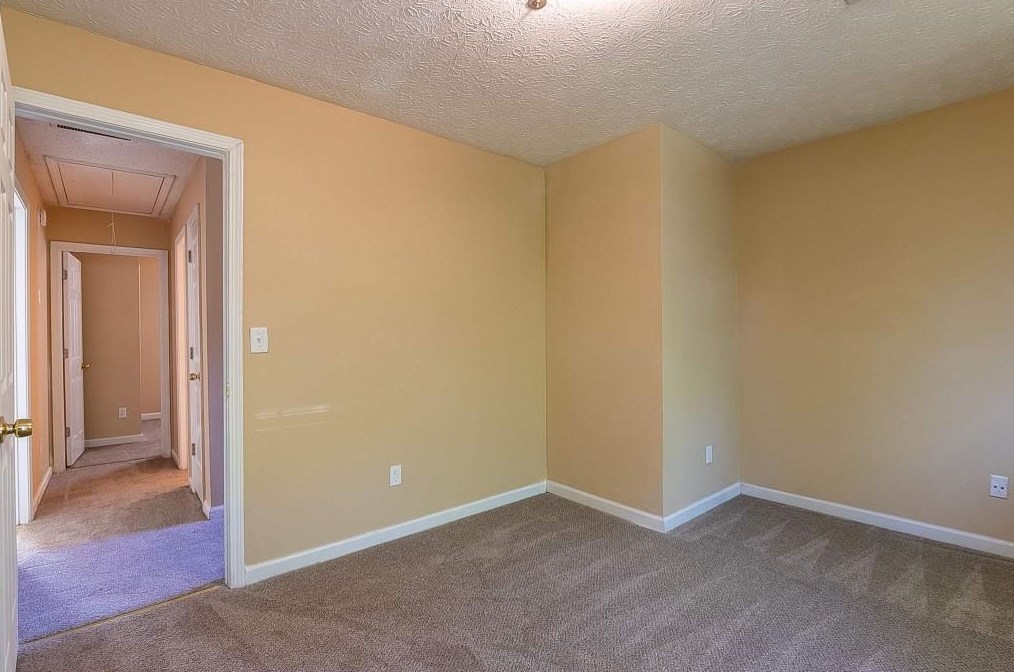 3738 Soapstone Rd, Decatur GA  30034-6911 exterior