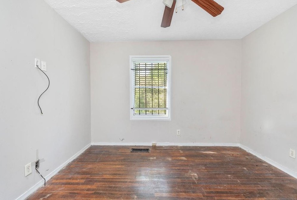 3654 Venus Pl, Atlanta GA  30331-3335 exterior