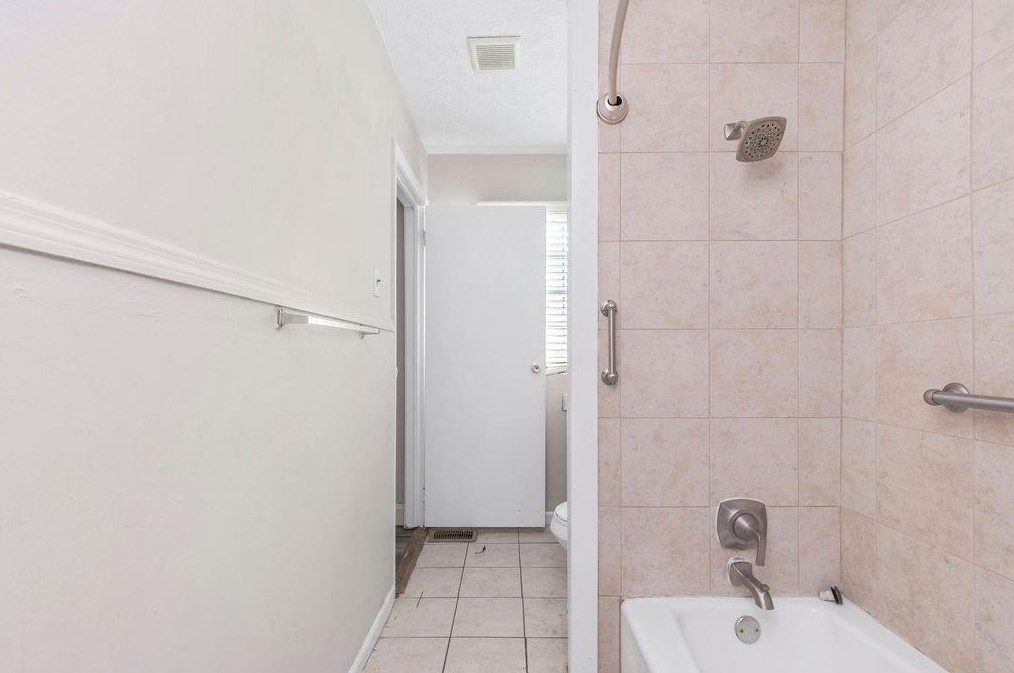 3654 Venus Pl, Atlanta GA  30331-3335 exterior