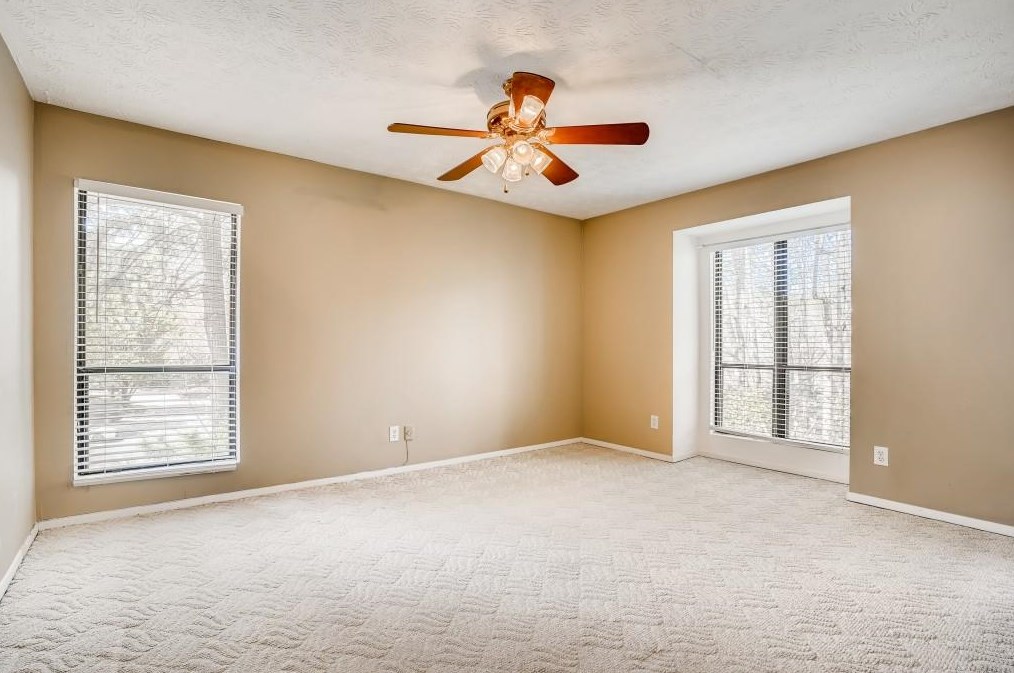 306 Tuxworth Cir, Decatur GA 30033-5602 exterior