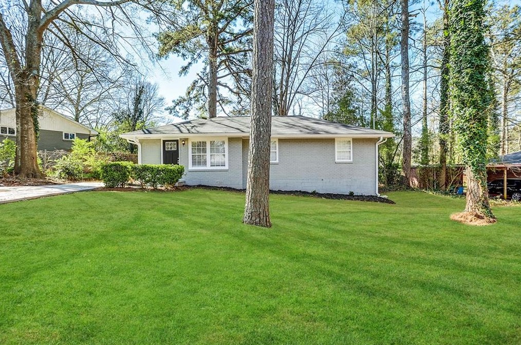 1658 Hollyhock Ter, Decatur, GA 30032