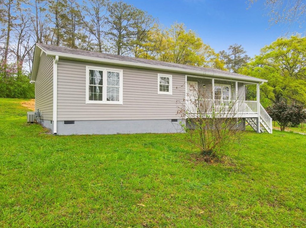 45 6th St, Emerson, GA 30137-2213