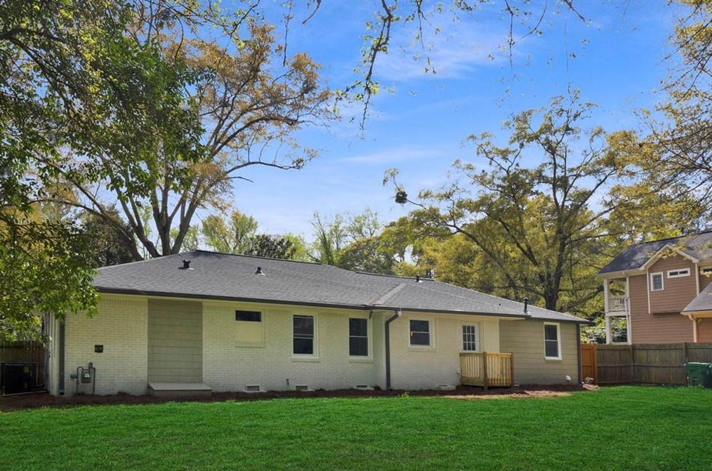 2775 Glenvalley Dr, Decatur GA  30032-4207 exterior