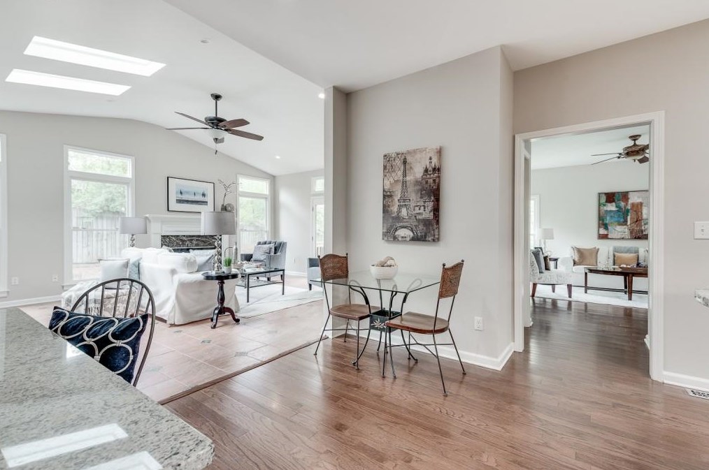 3021 Arbor Chase, Decatur GA  30033-1800 exterior