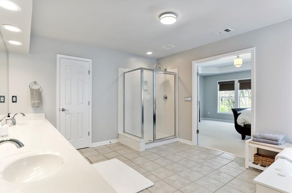 2039 Wrights Ml Cir, Atlanta GA  30324-2791 exterior