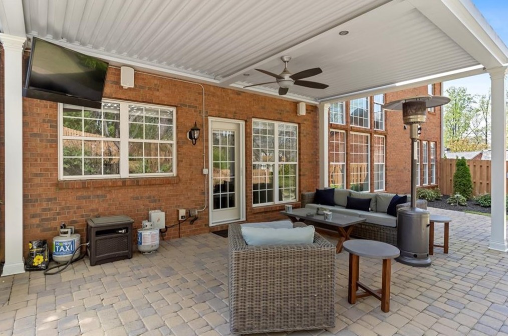 2039 Wrights Ml Cir, Atlanta GA  30324-2791 exterior