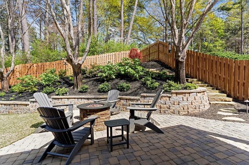 2039 Wrights Ml Cir, Atlanta GA  30324-2791 exterior