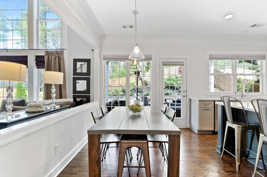 2039 Wrights Ml Cir, Atlanta GA  30324-2791 exterior