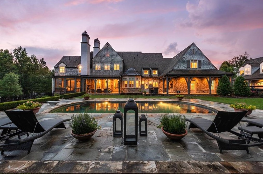 725 Cogdell Rdg, Alpharetta, GA 30004-7368