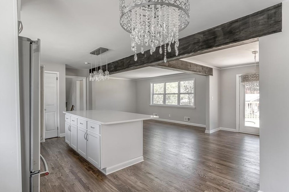 2310 Willowdale Cir, Atlanta GA  30316-2740 exterior