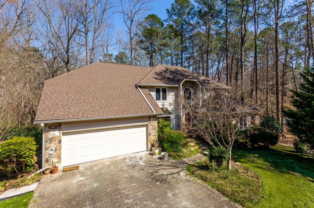 10625 Roxburgh Ln, Roswell, GA 30076