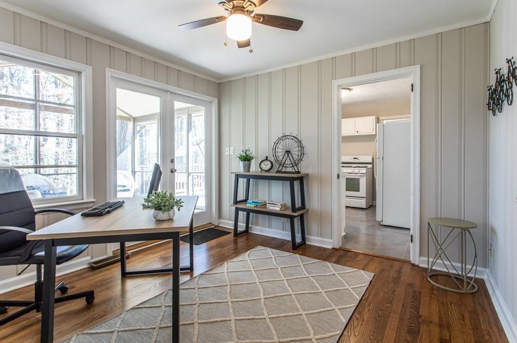 2278 Vistamont Dr, Decatur GA  30033-4704 exterior