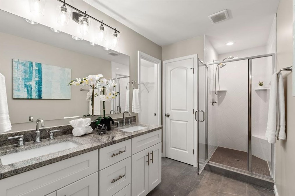 2844 Toney Dr, Decatur GA  30032-5747 exterior