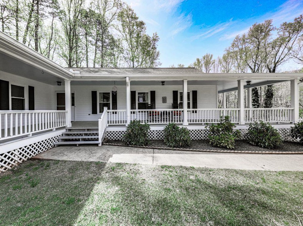 1036 Haddonfield Dr, Powder Springs, GA 30127-1137