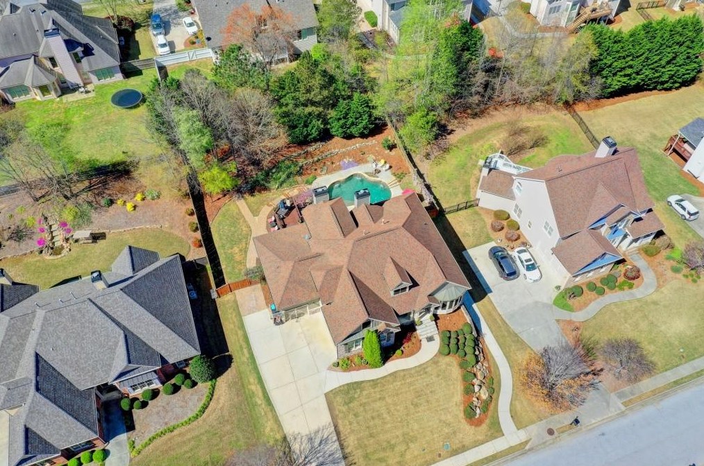 1691 Silvergrass Ln, Grayson, GA 30017-1672