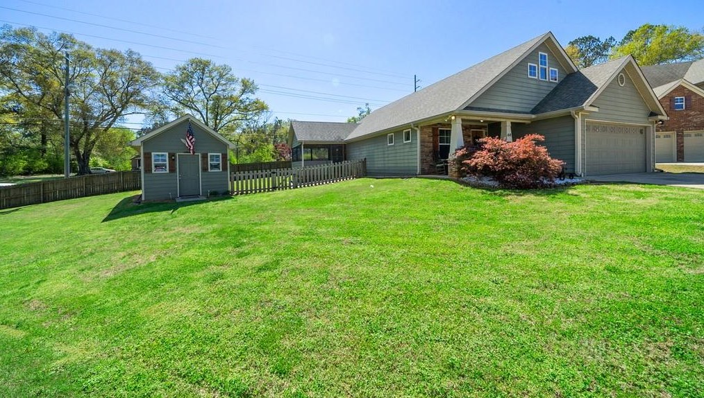 64 Chimney Springs Dr, Euharlee, GA 30120-7318