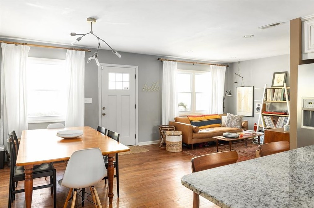 3095 Hollywood Dr, Decatur GA  30033-5108 exterior