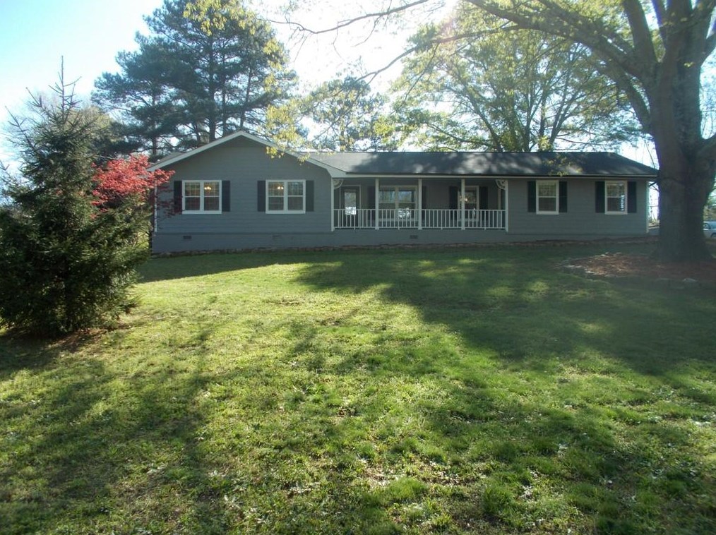 1305 White Oak St Se, Conyers, GA 30013