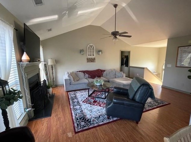 516 Pendley Rd, Calhoun, GA 30701-4135