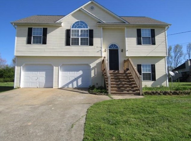 205 Rhett Dr, Bowdon, GA 30108