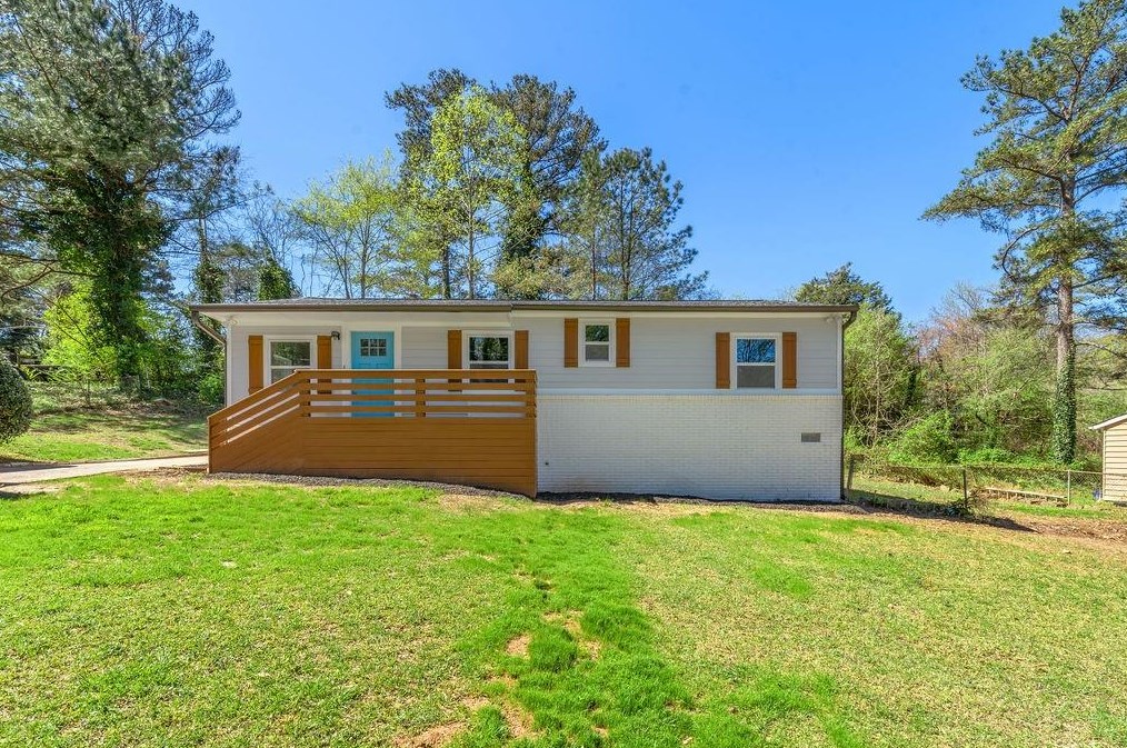 2441 Swallow Cir, Atlanta, GA 30315-6517