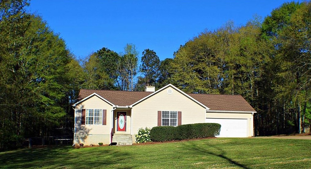 215 Seminary Rdg, Griffin, GA 30224-8310