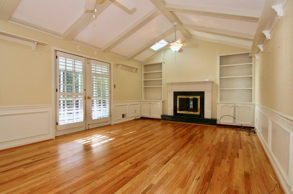 5260 Mt Vernon Way, Atlanta GA  30338-4625 exterior